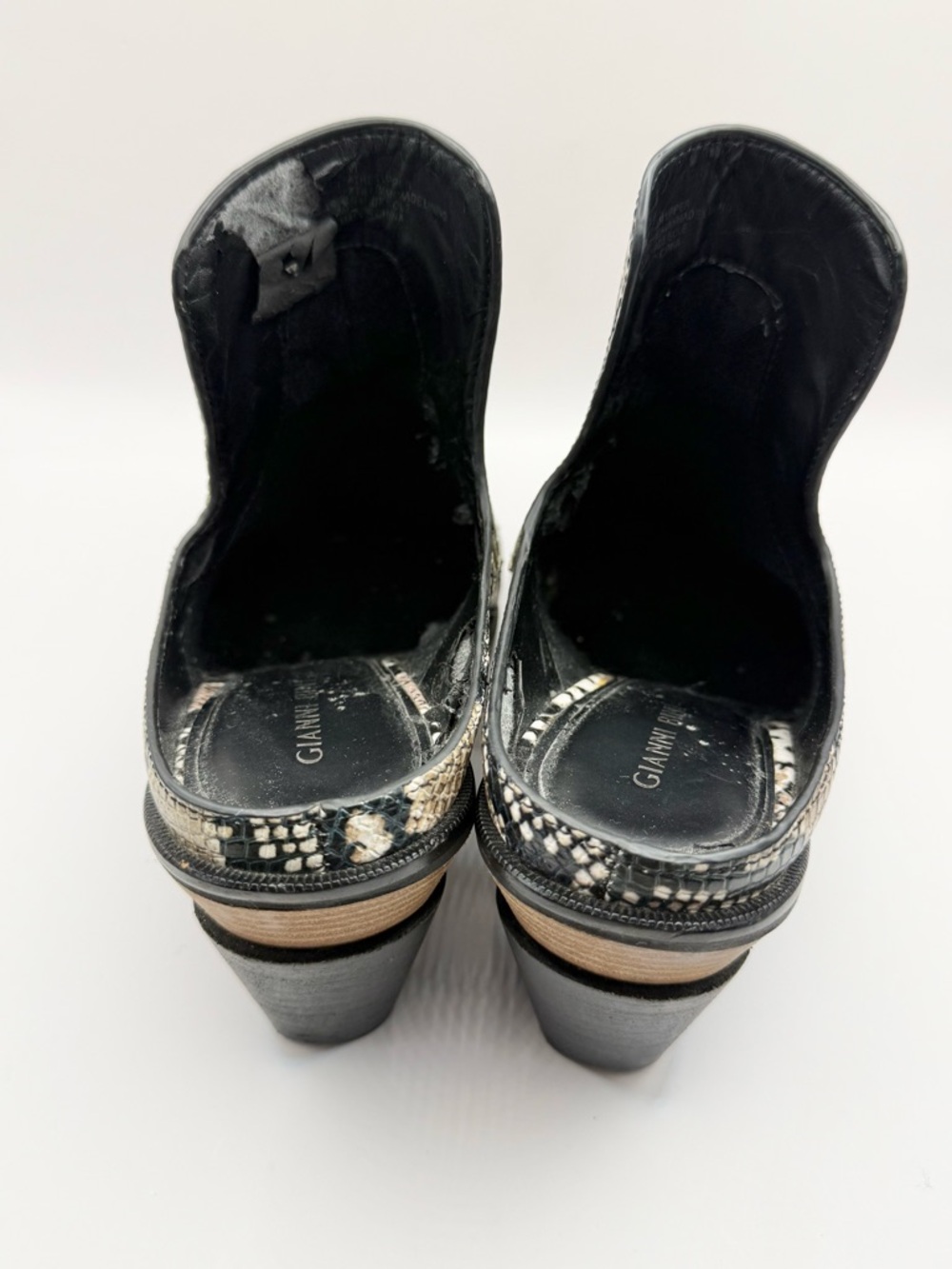 Gianni Bini Maerren Western Snake Print Mule Boots Women Size 8 Metallic DAMAGED - Picture 6 of 10